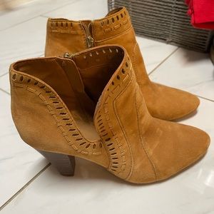 Vince Camuto Reeista Bootie
